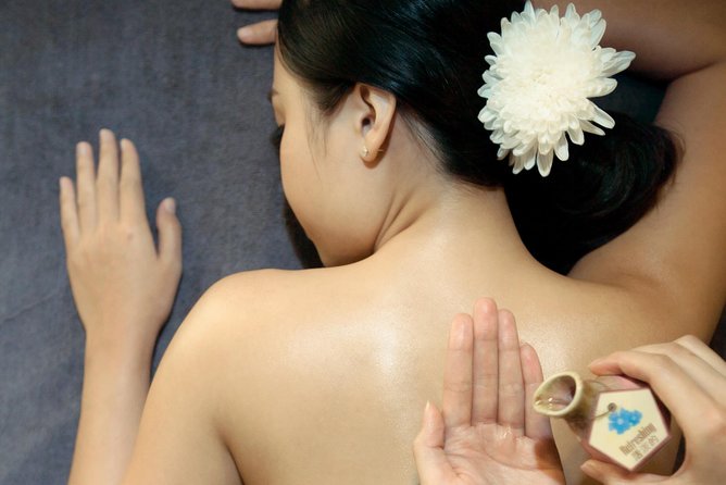 1 Hour Hot Oil Relaxing - Free Transportation - Changing clothes and settling into a private room