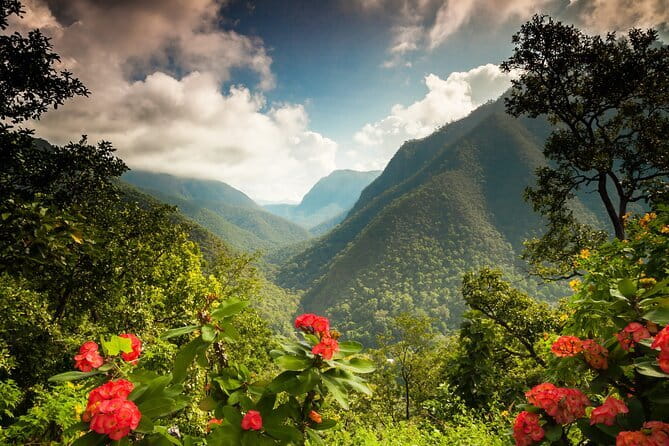 10 Day Motorcycle Tour (Amazing Thailand) from Chiang Mai - Why this 10-day route works