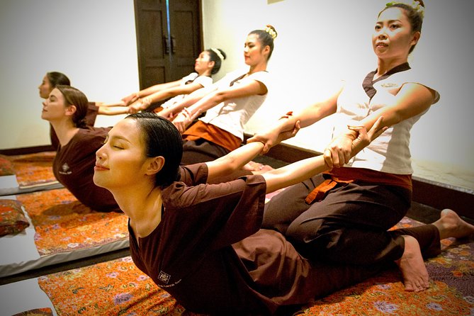 2 hour Siam Massage with Thai and Foot Massage at Fah Lanna Spa - Key Points at a Glance