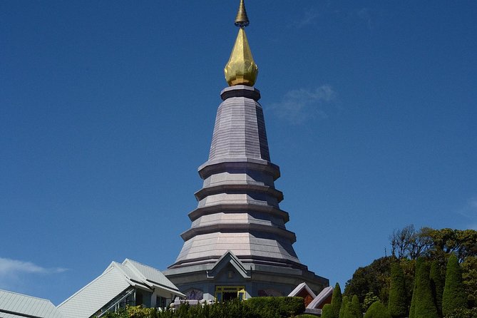 4 days Package Northern Charms. - Day 4: Blue Temple and Bor Sang craftsmanship