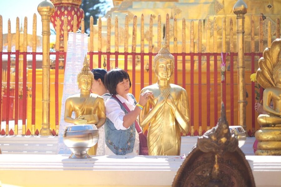4-Hour Doi Suthep & Hmong Hill Tribe Village from Chiang Mai - Should you book it?