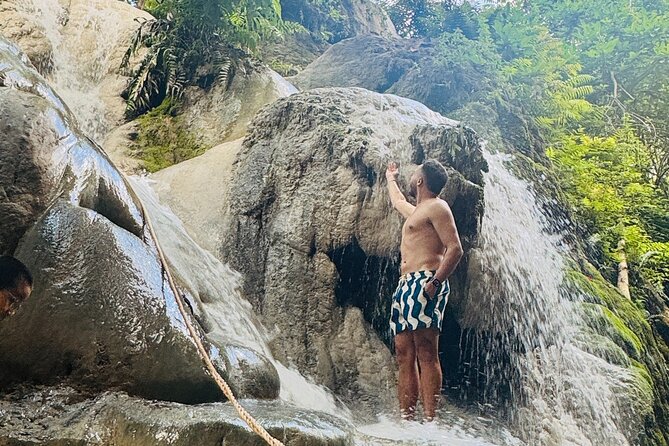 7 Hour Sticky Waterfall and Zipline Adventure - A Practical Seven-Hour Schedule