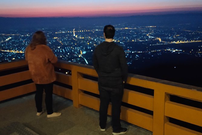 A must: Serene Sunrise, temple at dawn to beat the crowd & Alms to monks - Breakfast is useful, but coffee is extra