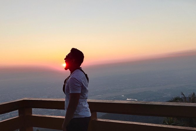 A must: Serene Sunrise, temple at dawn to beat the crowd & Alms to monks - Is $42 good value for five hours?