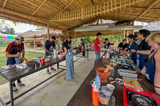 Aroidee’s Farm-Fresh Thai Cooking Experience - What the four-hour schedule means