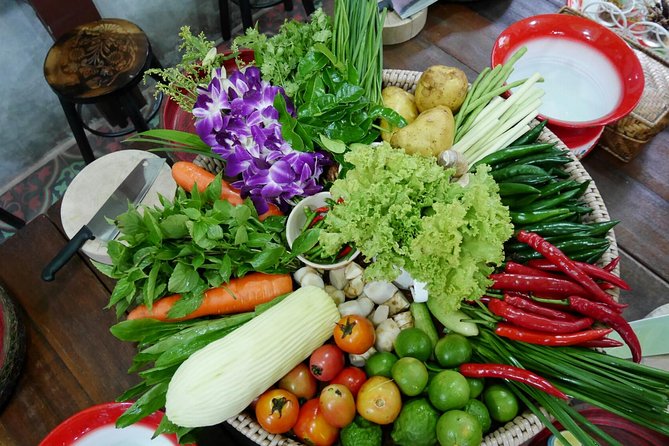 Baan Hongnual: Authentic Thai Cooking & Market Experience - What the strong feedback tells you