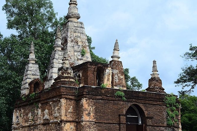 Best of Chiangmai day trip Temples and Sticky waterfall - Booking terms and practical planning