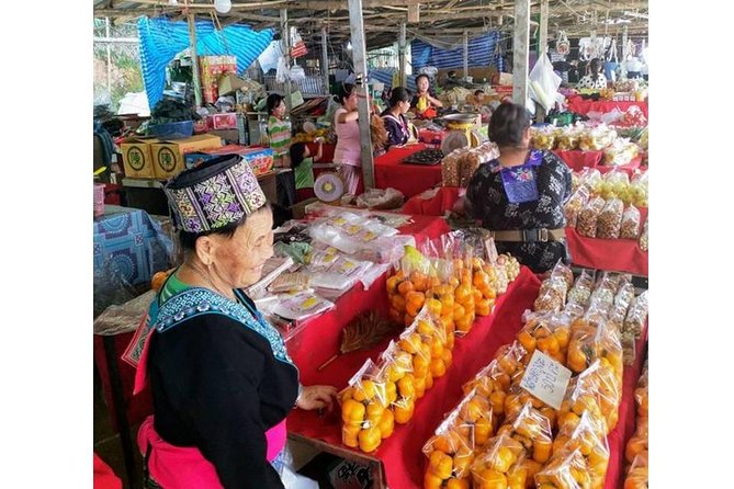 Best Places in Chiang Rai White, Blue, Big Buddha, Tea Plantation - The question of extra stops