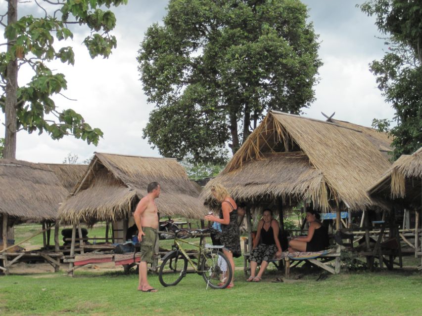 Chiang Mai: 24 km Leisure Cycling & swim Lake Huay Tueng Tao - Cycling from the 700th Anniversary Stadium