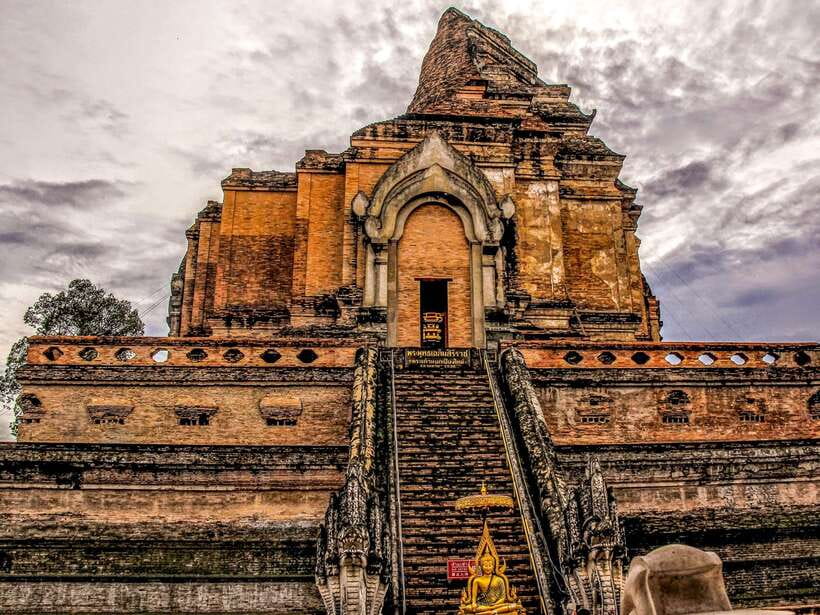 Chiang Mai: 3 Hour Old City and Temples Guided Walking Tour - Starting at Wat Chedi Luang