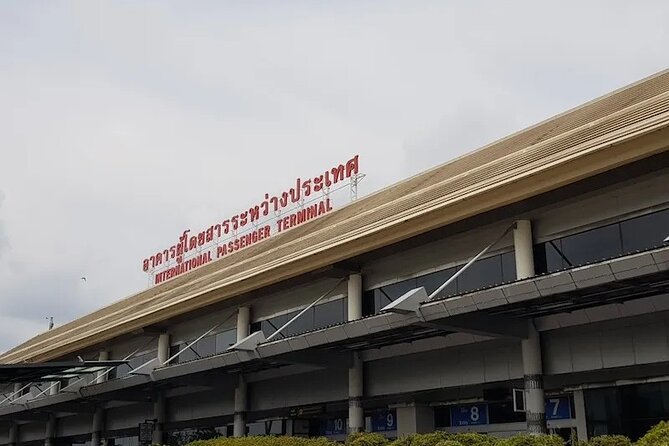 Chiang mai Airport to Chiang Mai Town Private Transportation - Meeting your driver at the airport