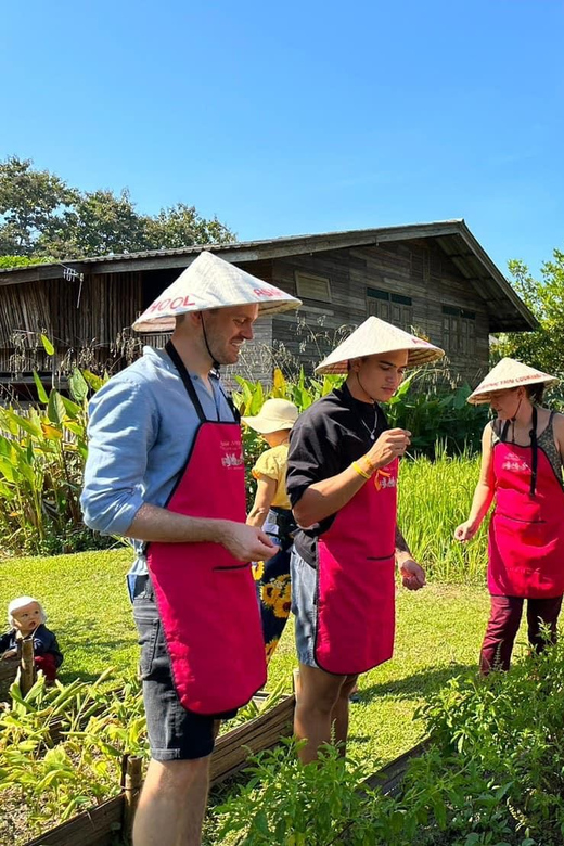 Chiang Mai: Asia Scenic Thai Cooking School - Hands-on cooking in an open-air kitchen