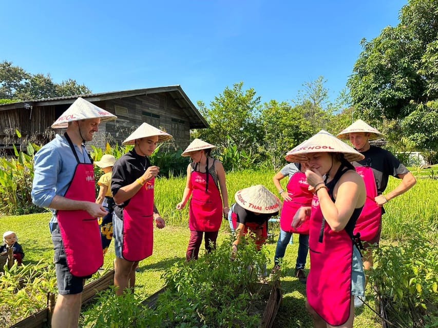 Chiang Mai: Asia Scenic Thai Cooking School - Eating what you make