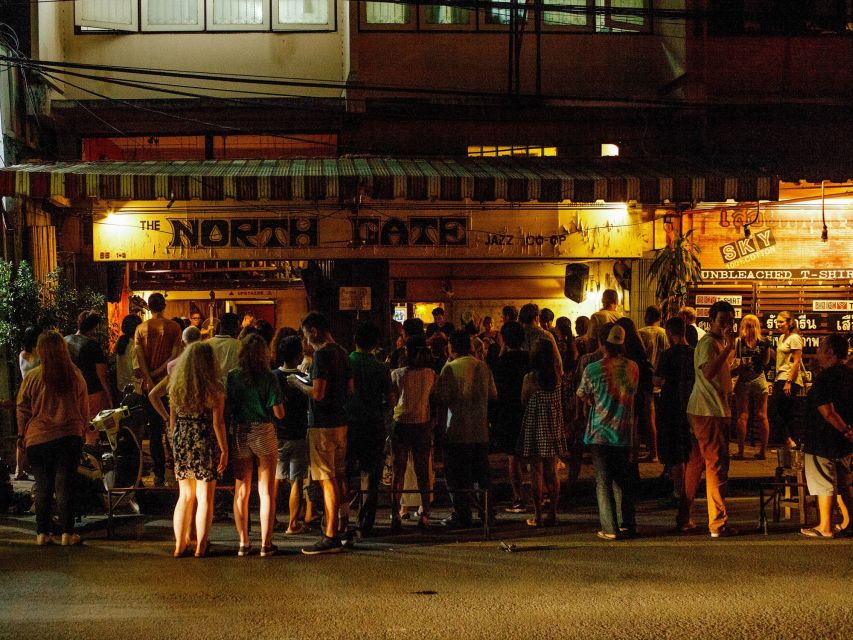 Chiang Mai: Chiang Mai Bar Hopping Guided Night Tour - The Riverside Bar gives you an hour to settle in