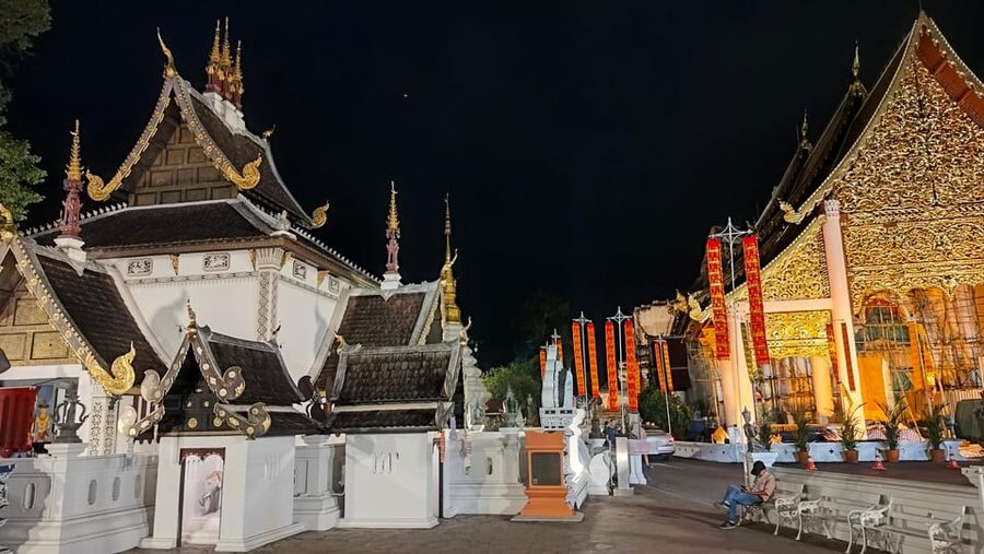 Chiang Mai: Chiang Mai Old City Twilight Walking Tour - Booking flexibility and last-minute plans