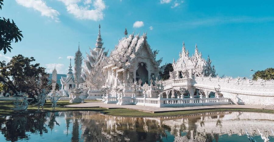 Chiang Mai: Chiang Rai Temples & Black House Discovery Tour - Wat Rong Khun, the White Temple