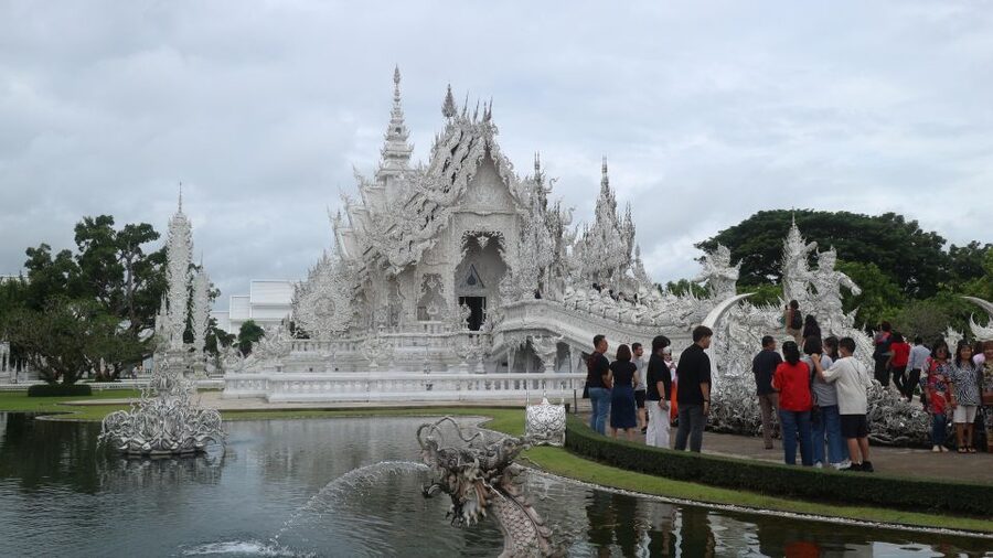 Chiang Mai: Chiang Rai Temples & Black House Discovery Tour - Who will enjoy this tour most