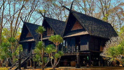 Chiang Rai Temples, Golden Triangle & Boat Tour