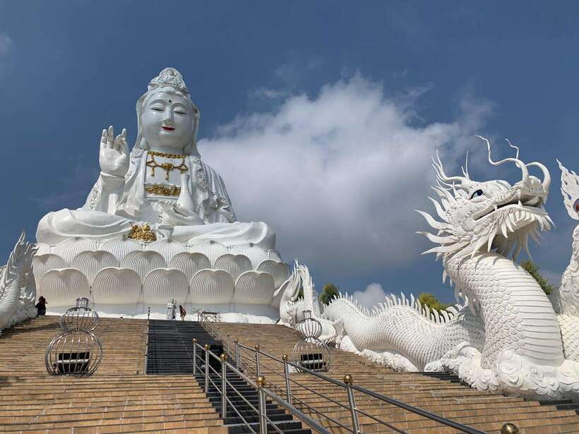 Chiang Mai: Chiang Rai Temples, Karen Tribe and Hot Springs - Who should book this $35 tour?
