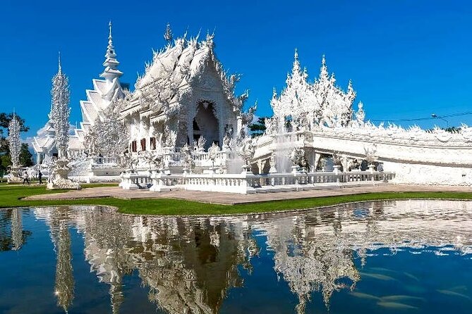 Chiang Mai - Chiang Rai Temples, Long Neck Karen, Golden Triangle - Wat Rong Seur Ten, the Blue Temple