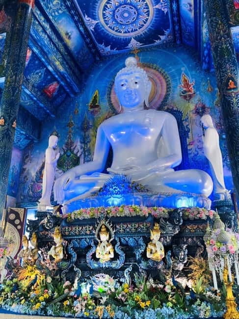 Chiang Mai: Chiang Rai White, Blue & Black Temples Day Tour - Lunch, comfort, and the value of $54