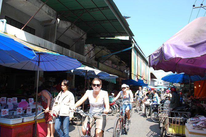 Chiang Mai City Culture Half-Day Cycling Tour - What this Chiang Mai cycling tour really covers