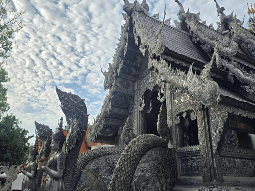 Chiang Mai: City Sightseeing Tour by Tuk Tuk - Wat Chedi Luang and the Cost of Temple Stops