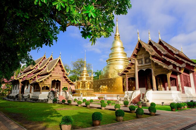 Chiang Mai City Tuk Tuk Tour - Half Day - Wat Chedi Luang and the center of old Chiang Mai