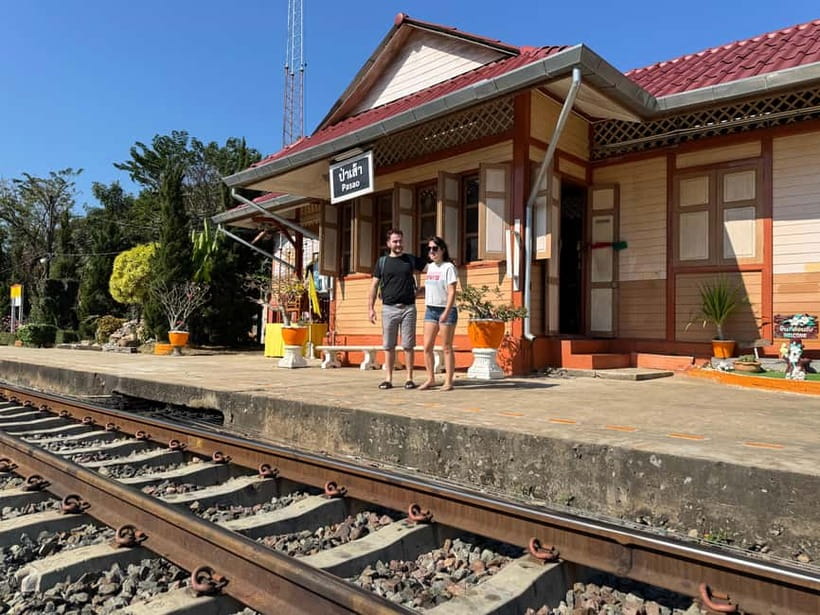 Chiang Mai : Cook in Farm, Market tour & Go by a Local Train - Choosing dishes at the family home