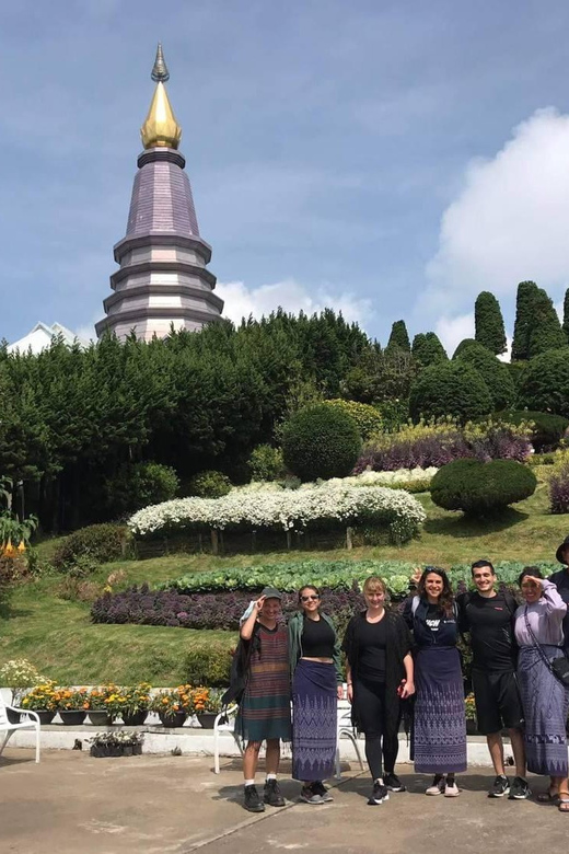 Chiang Mai: Doi Inthanon Park and Pha Dok Siew Hike Day Trip - Pha Dok Siew Nature Trail is the day’s highlight
