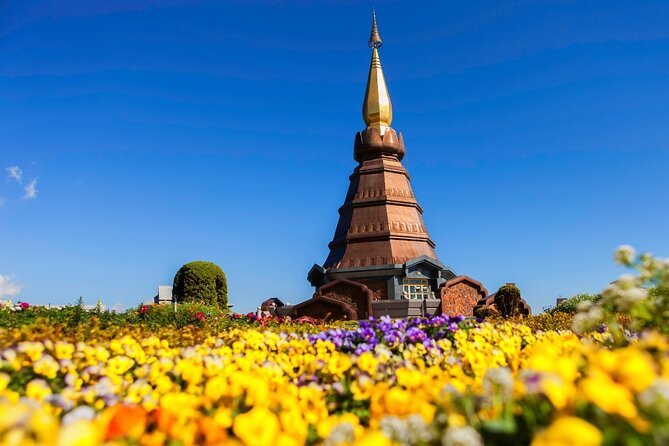Chiang Mai: Doi Inthanon, Waterfalls, and Hill Tribe Village - A quick look at the Hmong Hill Tribe Market