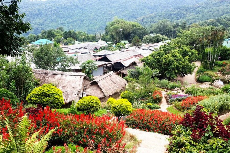 Chiang Mai: Doi Suthep and Hmong Village Half-Day Tour - Key points to know before booking