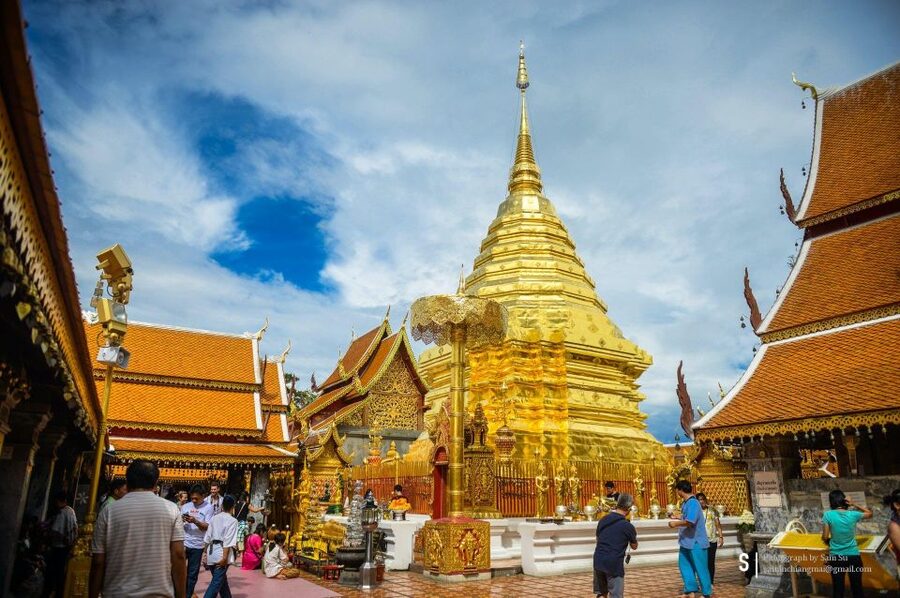 Chiang Mai: Doi Suthep and Hmong Village Half-Day Tour - What the Hmong village adds