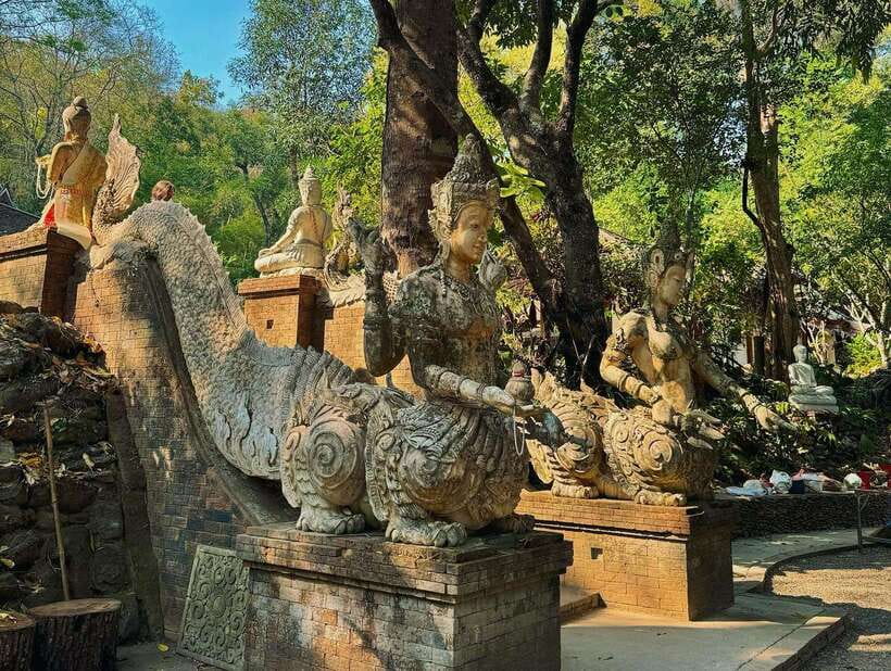 Chiang Mai: Doi Suthep and Wat Pha Lat Temple Evening Tour - Key points to know before booking