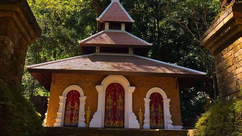 Chiang Mai: Doi Suthep and Wat Pha Lat Temple Evening Tour - Who will enjoy this four-hour outing