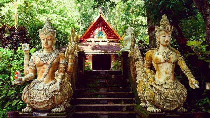 Chiang Mai: Doi Suthep and Wat Pha Lat Temple Evening Tour - Wat Pha Lat: the quiet opening act