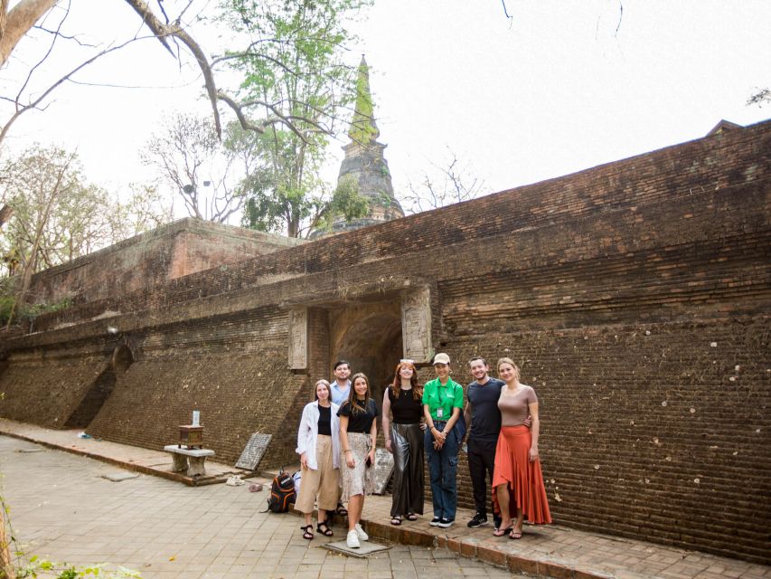 Chiang Mai: Doi Suthep and Wat Umong Enchanting Evening Tour - Should you book the Doi Suthep evening tour?