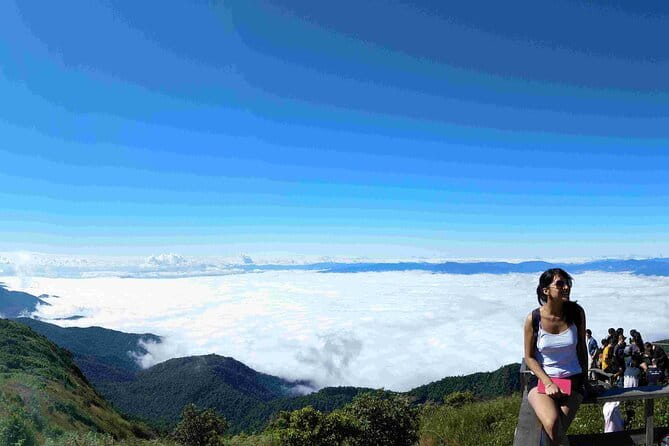 Chiang Mai - Doi Suthep Temple and Street Food Tour - Chang Phuak Gate and the first food round