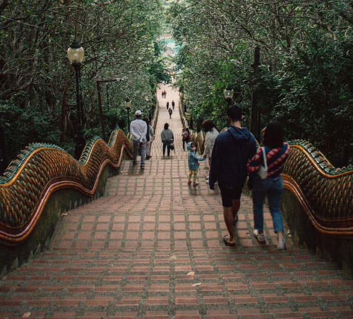 Chiang Mai: Doi Suthep Temple Guided Tour - Golden pillars, bells, and six-foot gongs