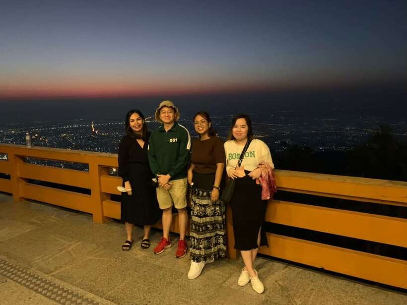 Chiang Mai: Doi Suthep, Wat Umong, and Pha Lat Sunrise Tour - Dress properly and pack for the mountain