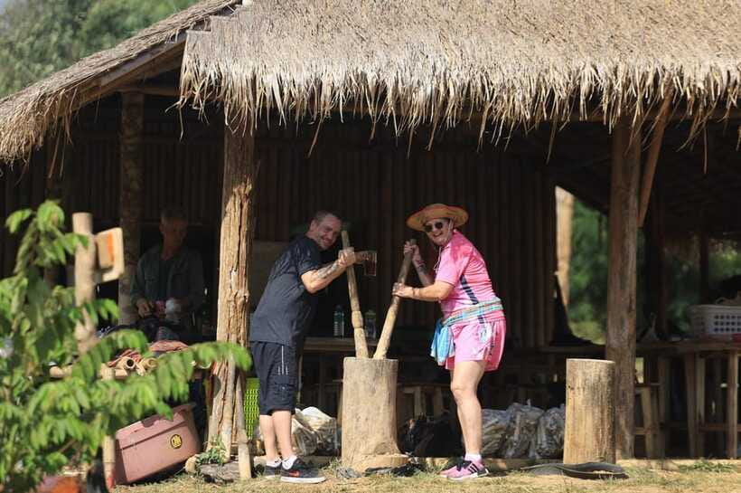 Chiang Mai: Elephant Sanctuary Bamboo Raft & Padthai Cooking - A second elephant session by the river