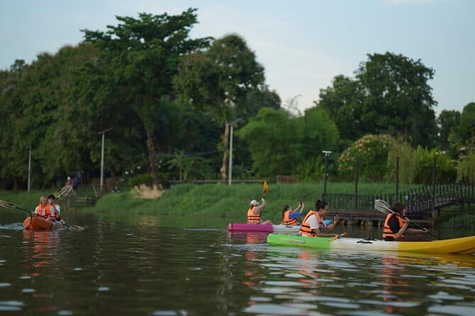 Chiang Mai: Explore Kayaking Through Mae Ping River on Sunset - Paddling the Mae Ping through Chiang Mai