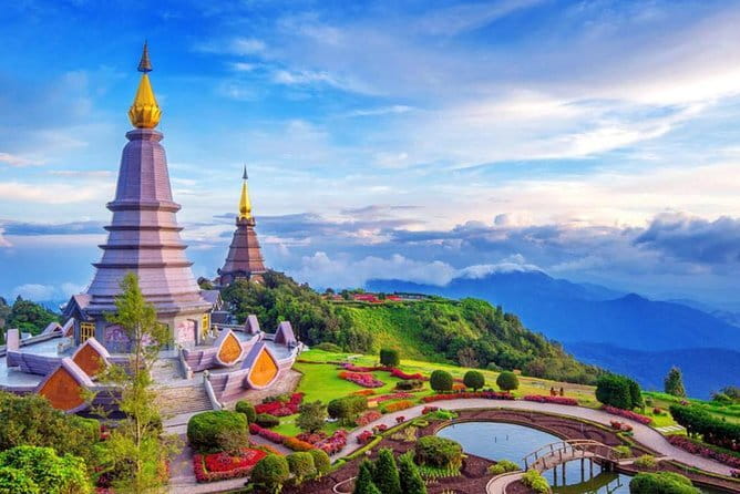 Chiang Mai: Explore Kayaking Through Mae Ping River on Sunset - From golden light to restaurant lights