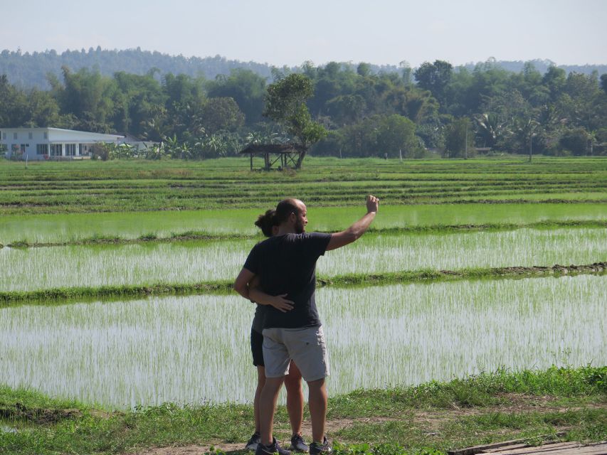 Chiang Mai Fields of Gold Cycling Tour - Leaving Chiang Mai for Lanna country