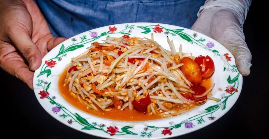 Chiang Mai: Food Tour by Songtheaw Truck with 15+ Tastings - Riding the private songthaew