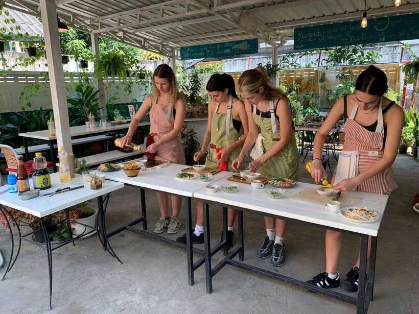 Chiang Mai: Half Day Cooking Class at Organic Farm - What you cook during the five-hour class