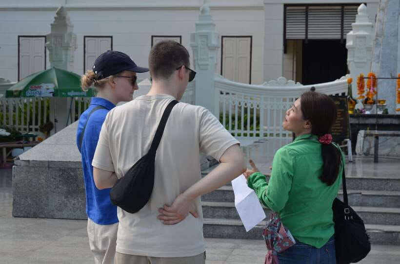 Chiang Mai: Historic Temples and City Guided Walking Tour - The Three Kings Monument and Chiang Mai’s civic heart