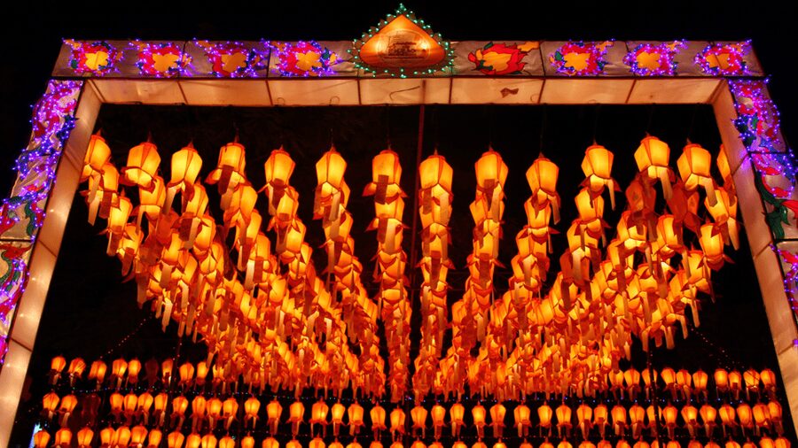 Chiang Mai: Historical and Culture Exploration Walking Tour - Timing, heat, clothing, and walking comfort