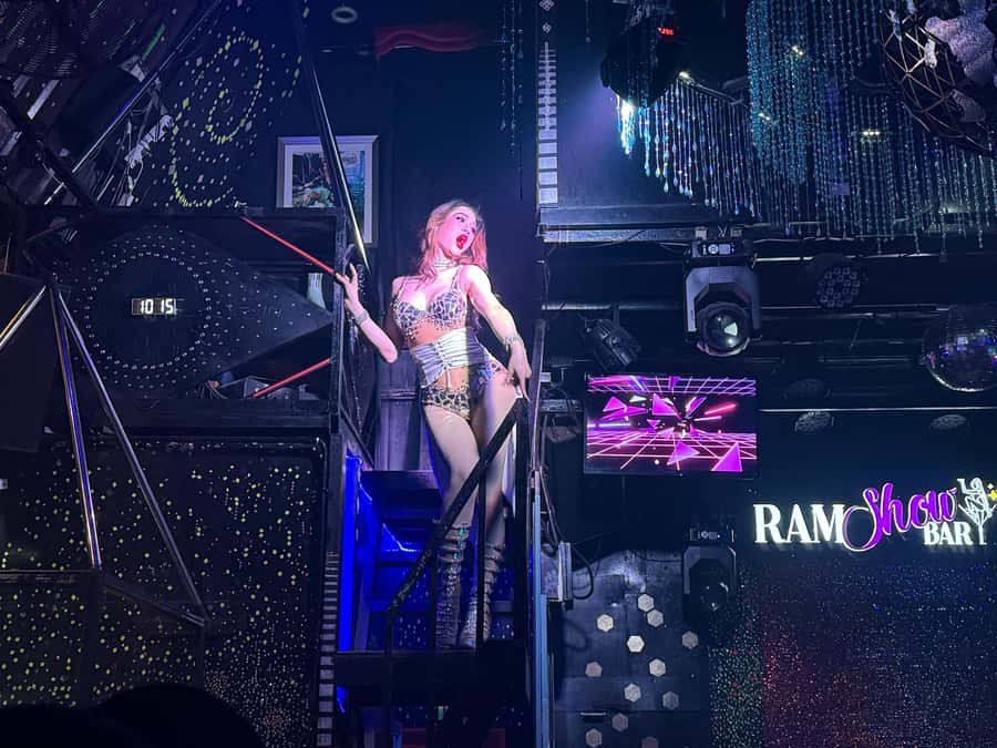 Chiang Mai: Ladyboy Cabaret Show with Dinner and Drinks - Is $57 a fair price?