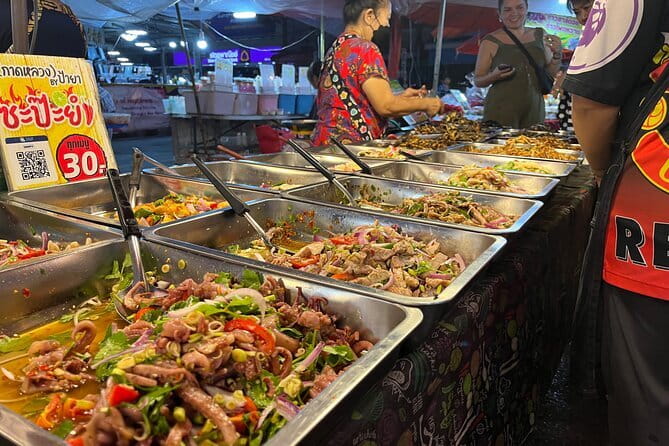 Chiang Mai: Ladyboy Cabaret – Stories, Dinner and Sparkle - What the $49 price really covers